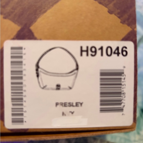 Brighton Navy Blue Pebbled Leather Shoulder Bag - Picture 7 of 7